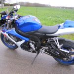 moto-transformation-handicap-jambe